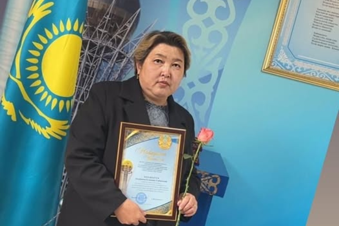 Құттықтаймыз! 🎉 Білім қызметкерлері кәсіподағы күніне орай Авкубаева Гүлжан Садыковна білім беру жүйесіндегі адал еңбегі, жоғары кәсіби шеберлігі және кәсіподақ қызметіндегі белсенділігі үшін Құрмет грамотасымен марапатталады.